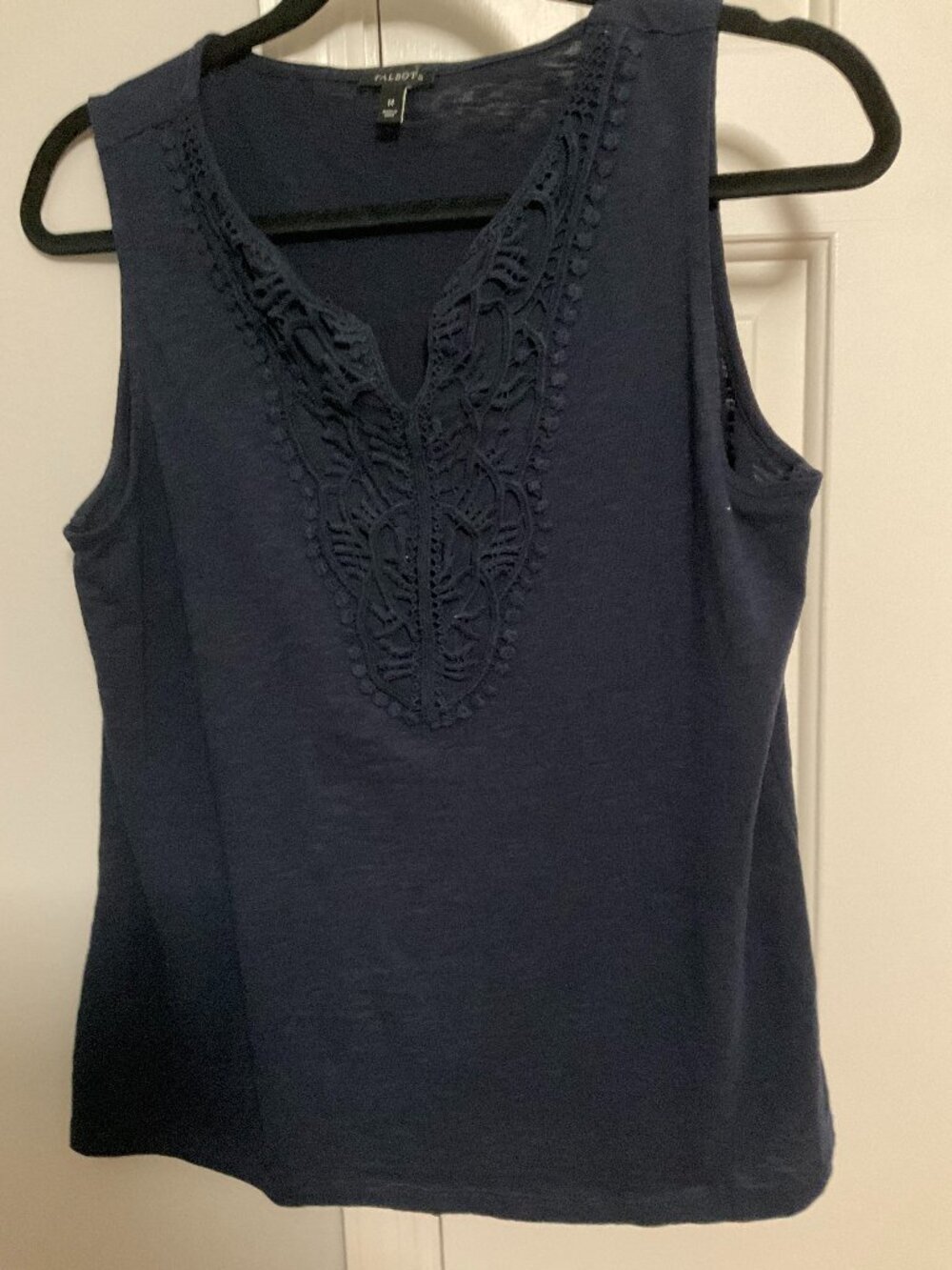Talbots Embellished Sleeveless Navy Tee/Tank Top Size Medium